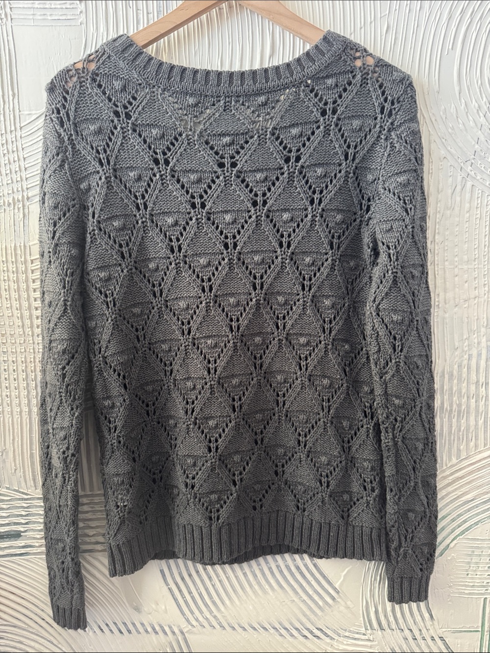 Tommy Hilfiger Grey Knit Sweater Size M Diamond Pattern Pullover N0421 - Picture 6 of 6
